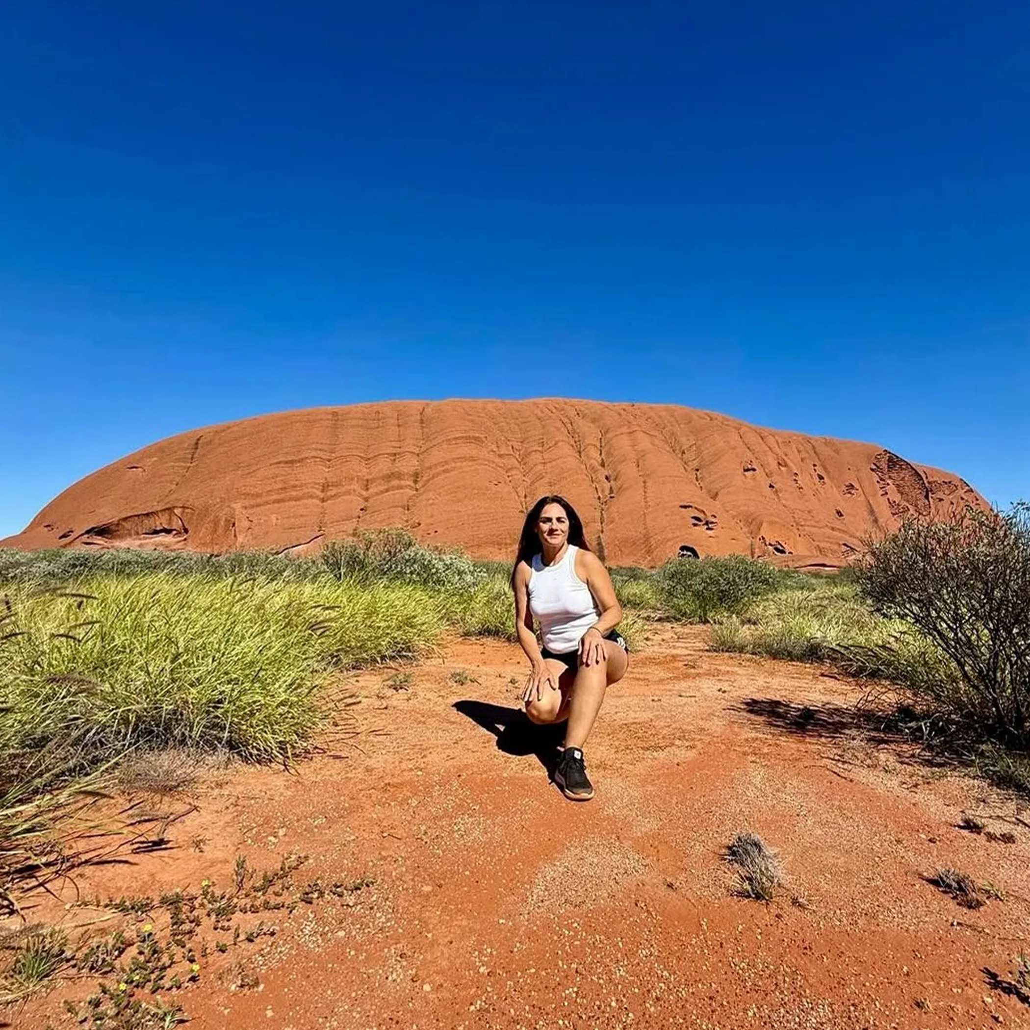 uluru under clear skies